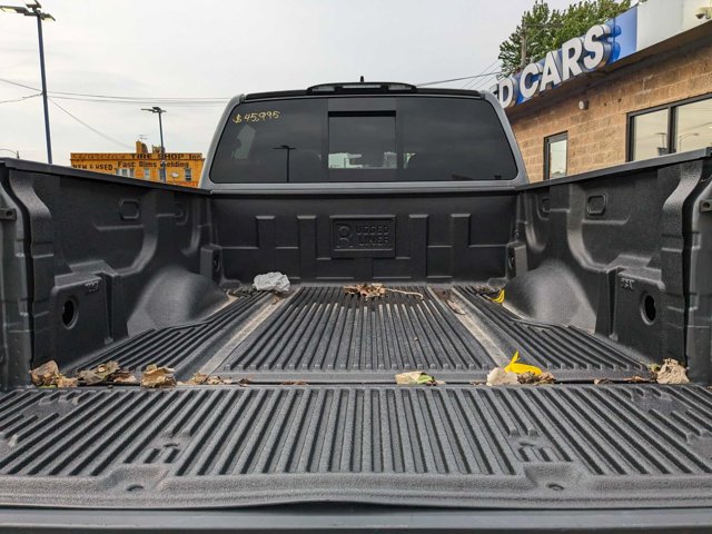 Used 2023 Nissan Titan SV AWD/4WD image 26