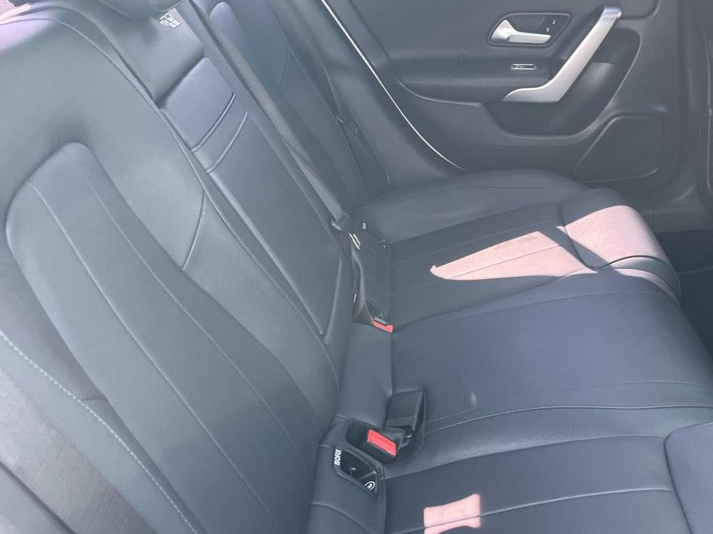 Used 2023 Mercedes-Benz CLA 250 image 27