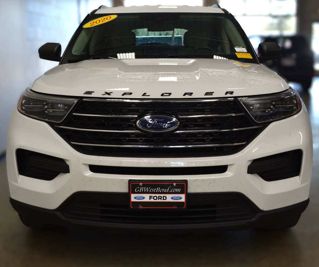 Certified 2020 Ford Explorer XLT w/ Comfort Package AWD/4WD image 6
