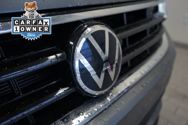 Used 2023 Volkswagen Tiguan SE R-Line image 18