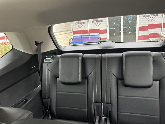 Used 2023 Volkswagen Atlas SEL AWD/4WD image 16