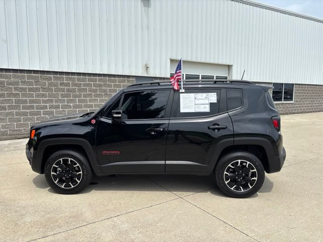 Used 2023 Jeep Renegade Trailhawk AWD/4WD image 10