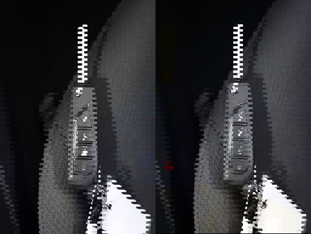 Used 2024 Toyota Corolla LE image 30