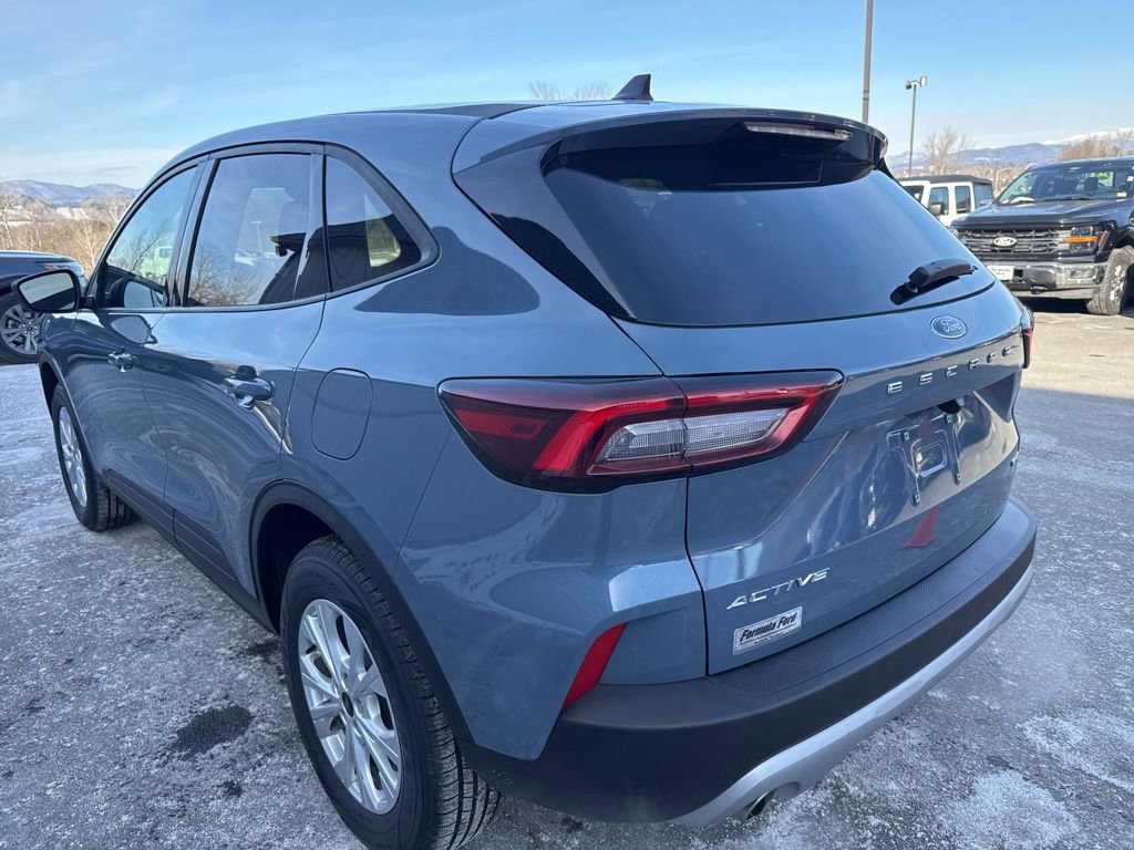 Certified 2025 Ford Escape Active image 3