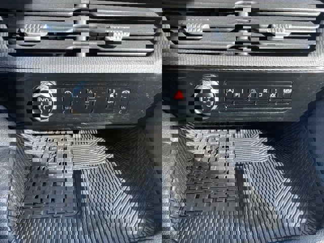 Certified 2025 Ford Explorer ST-Line w/ Premium Package image 21