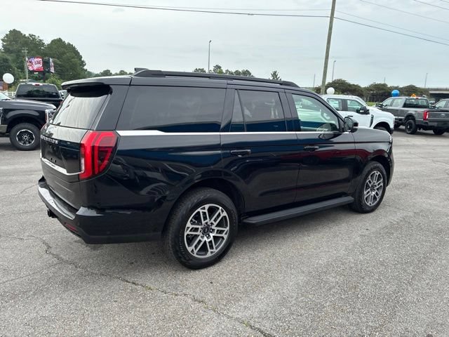 Certified 2025 Ford Expedition Active AWD/4WD image 36