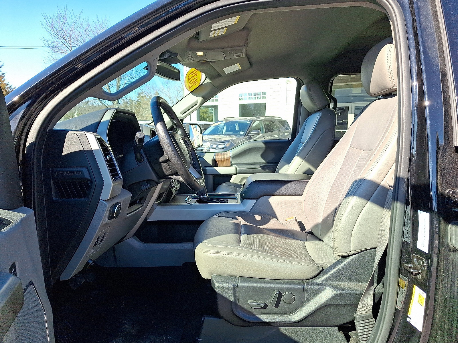 Certified 2019 Ford F150 Lariat image 14