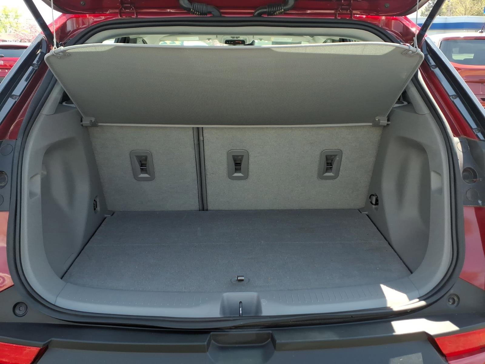 Used 2022 Chevrolet Bolt EUV Premier w/ Launch Edition image 24