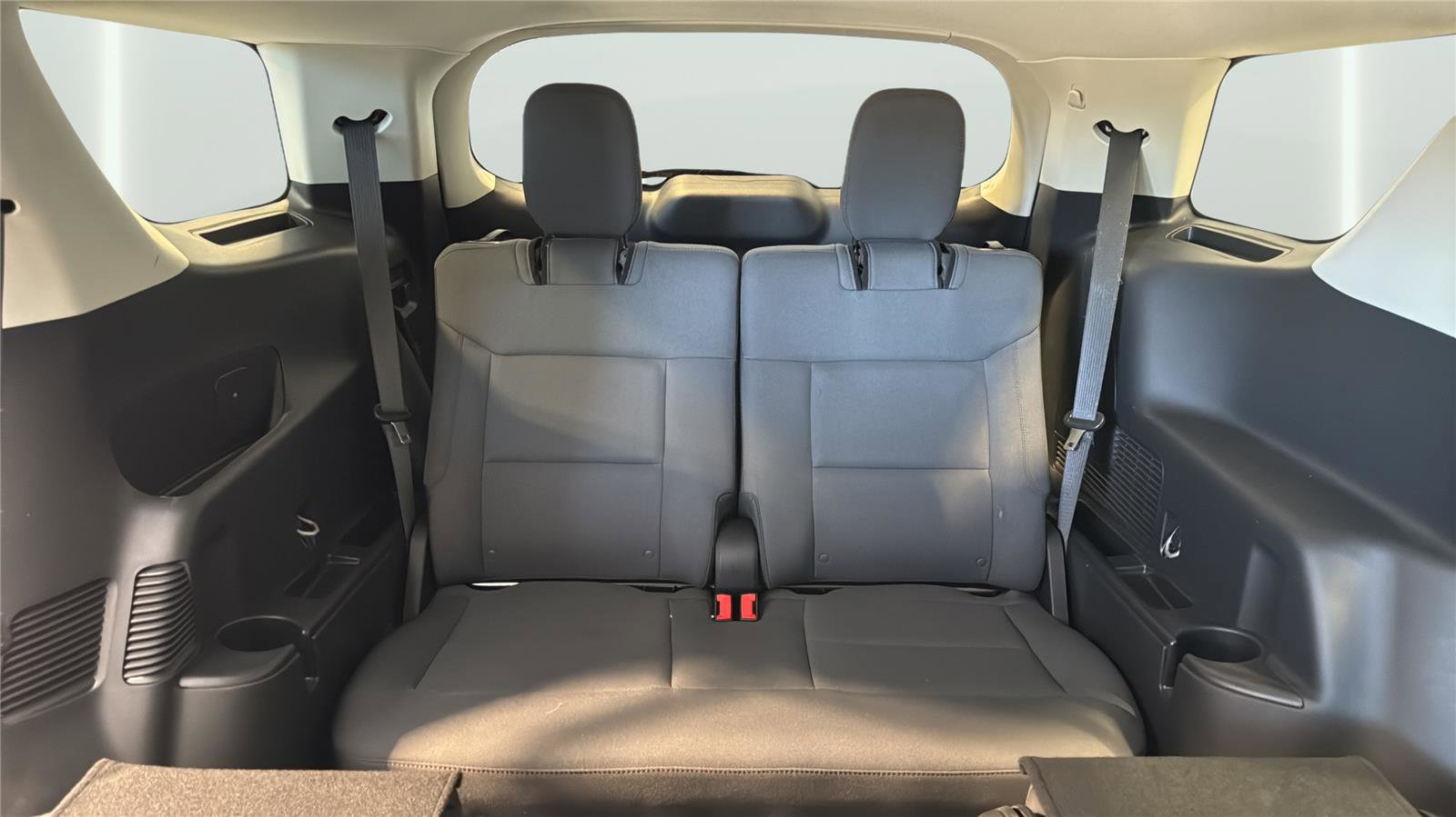 Certified 2025 Ford Explorer Active AWD/4WD image 16