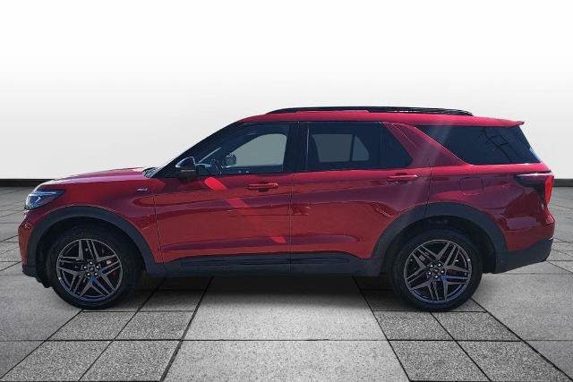 Certified 2025 Ford Explorer ST-Line w/ ST-Line Street Pack AWD/4WD image 8