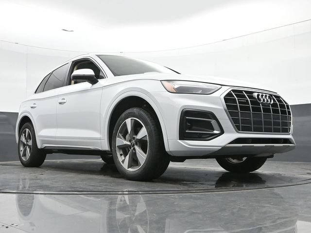 Used 2025 Audi Q5 Premium Plus w/ Premium Plus Package AWD/4WD image 32