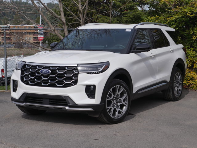 Certified 2025 Ford Explorer Platinum w/ Ultimate Package image 2