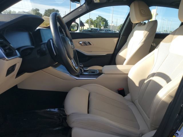 Used 2022 BMW 330i Sedan w/ Premium Package image 14