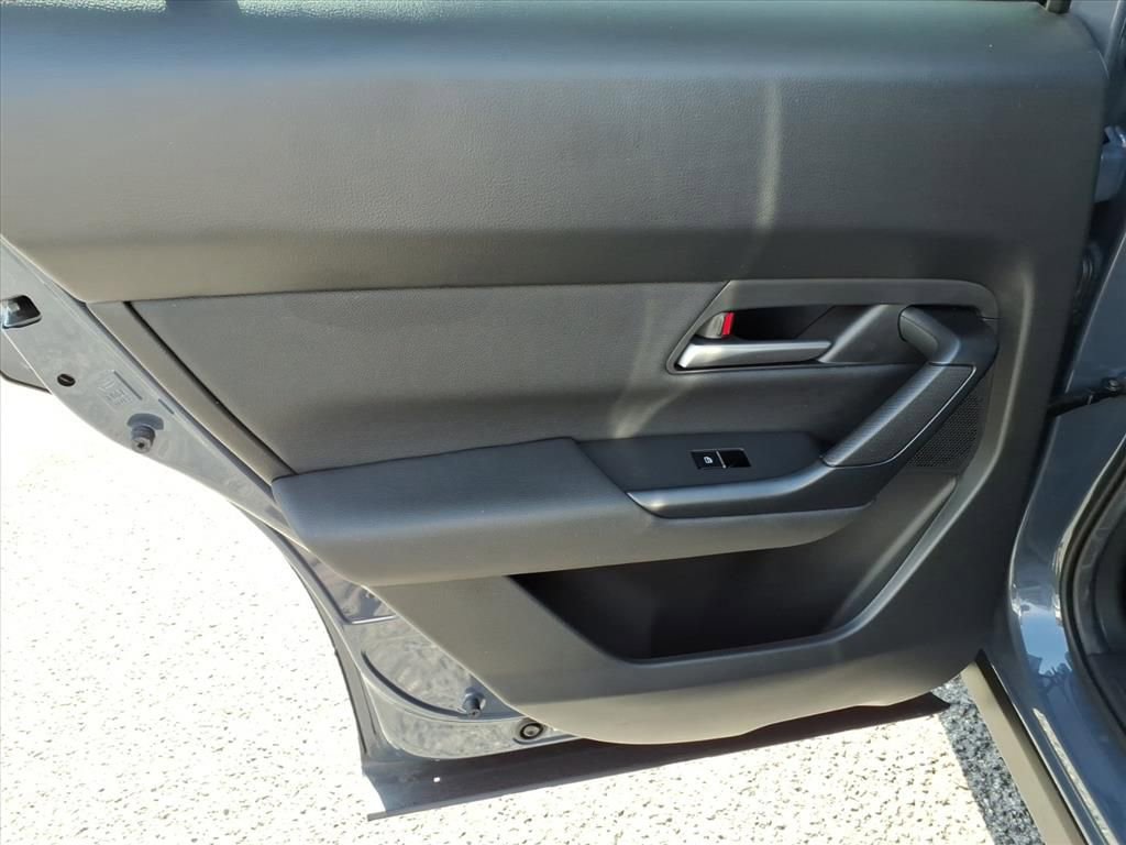 Used 2024 MAZDA CX-50 AWD 2.5 S w/ Cargo Package image 15