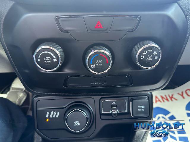 Used 2019 Jeep Renegade Sport AWD/4WD image 23