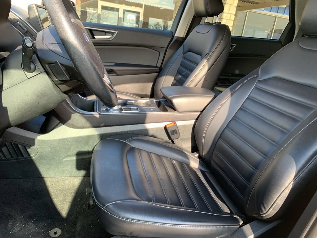 Certified 2024 Ford Edge SEL w/ Convenience Package AWD/4WD image 12