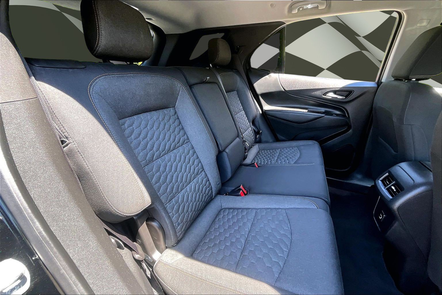 Used 2019 Chevrolet Equinox LT FWD image 27