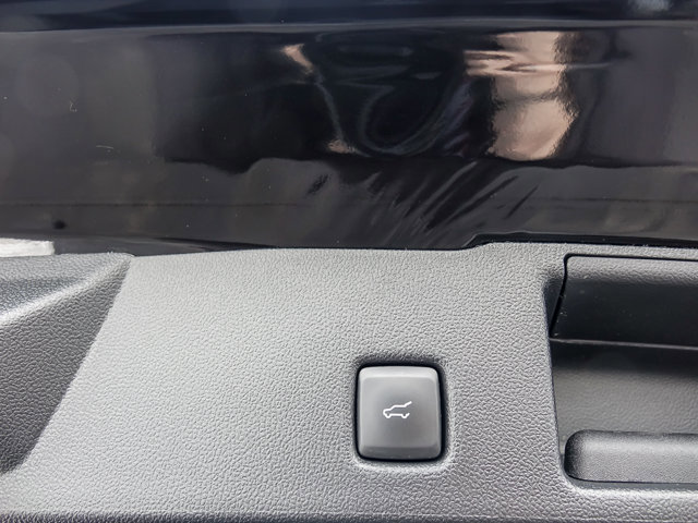 Certified 2024 Ford Escape Platinum w/ Premium Technology Package image 24