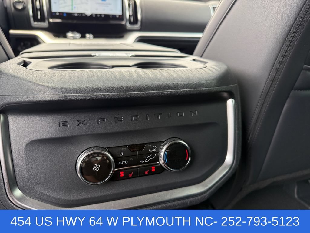 Certified 2025 Ford Expedition Platinum AWD/4WD image 23