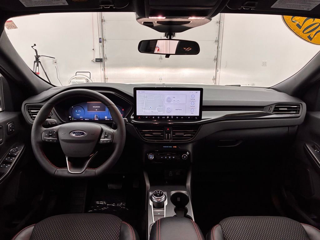 Certified 2025 Ford Escape ST-Line Elite w/ Tech Pack #2 video 2