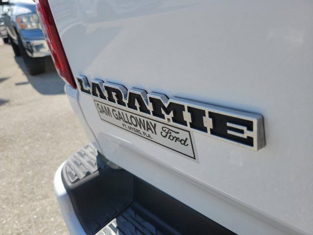 Used 2023 RAM 1500 Laramie AWD/4WD image 13