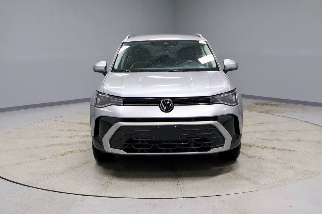 Used 2025 Volkswagen Taos SE image 8