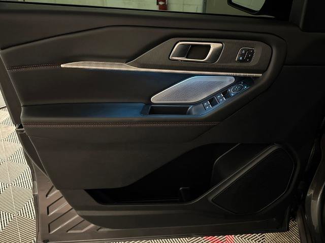 Certified 2025 Ford Explorer ST image 15