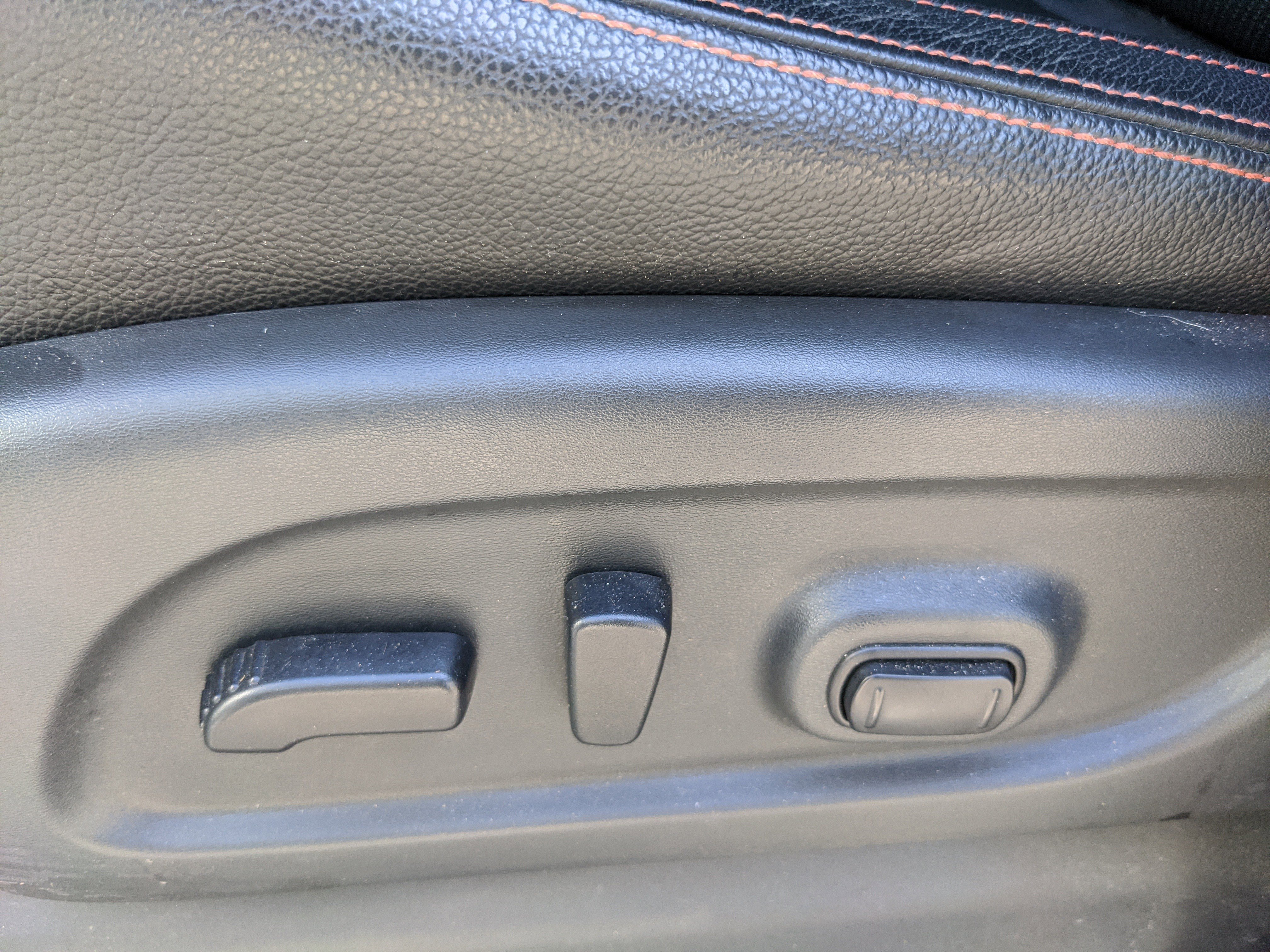 Used 2021 Nissan Titan PRO-4X w/ Pro-4x Convenience Package image 20