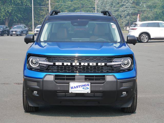 Certified 2025 Ford Bronco Sport Outer Banks w/ Outer Banks Tech Package+ AWD/4WD image 8