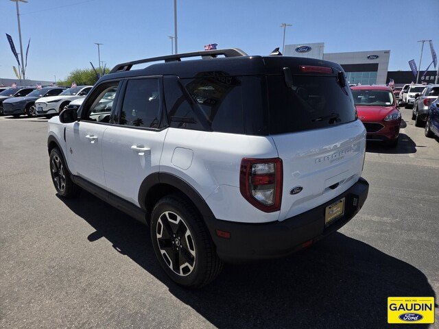 Certified 2023 Ford Bronco Sport Outer Banks AWD/4WD image 5