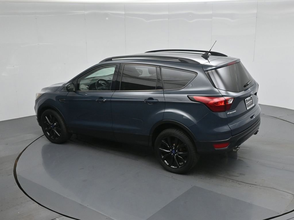 Certified 2019 Ford Escape SE AWD/4WD image 42