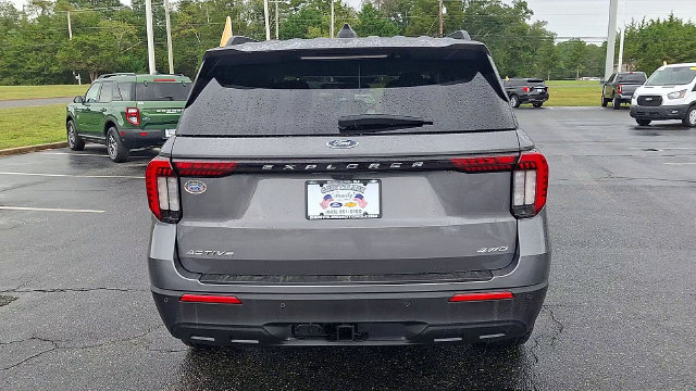 Certified 2025 Ford Explorer Active AWD/4WD image 7