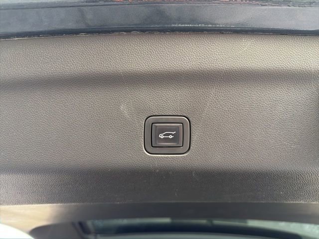 Used 2021 Chevrolet Tahoe Z71 image 9