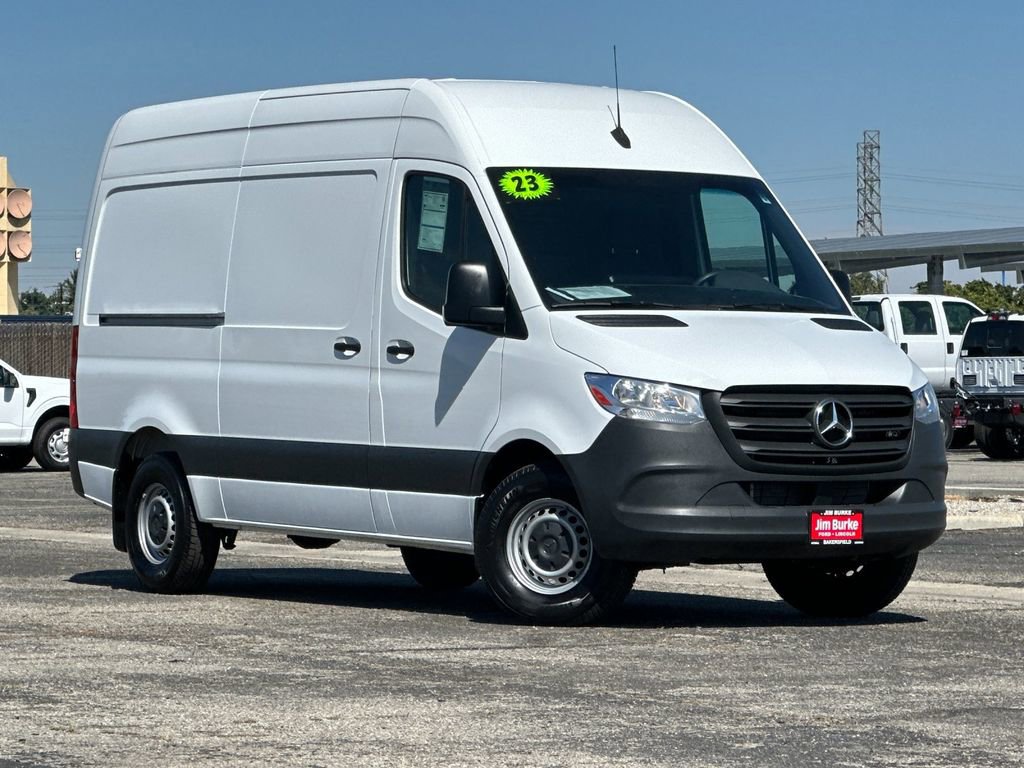 Used 2023 Mercedes-Benz Sprinter 2500 image 1