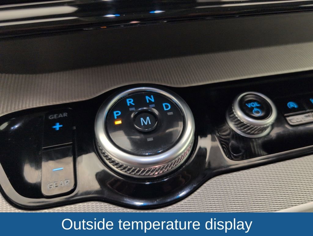 Certified 2025 Ford Expedition Active image 31