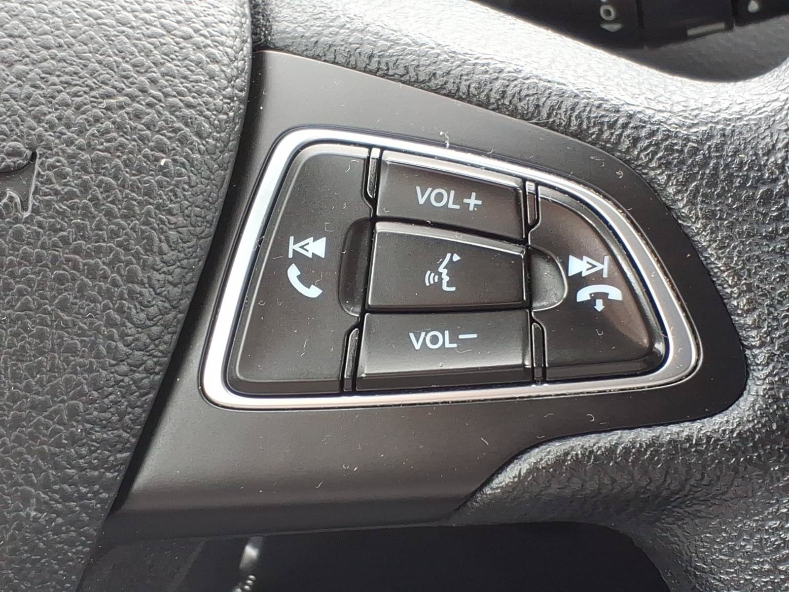 Certified 2019 Ford Escape SE FWD image 26