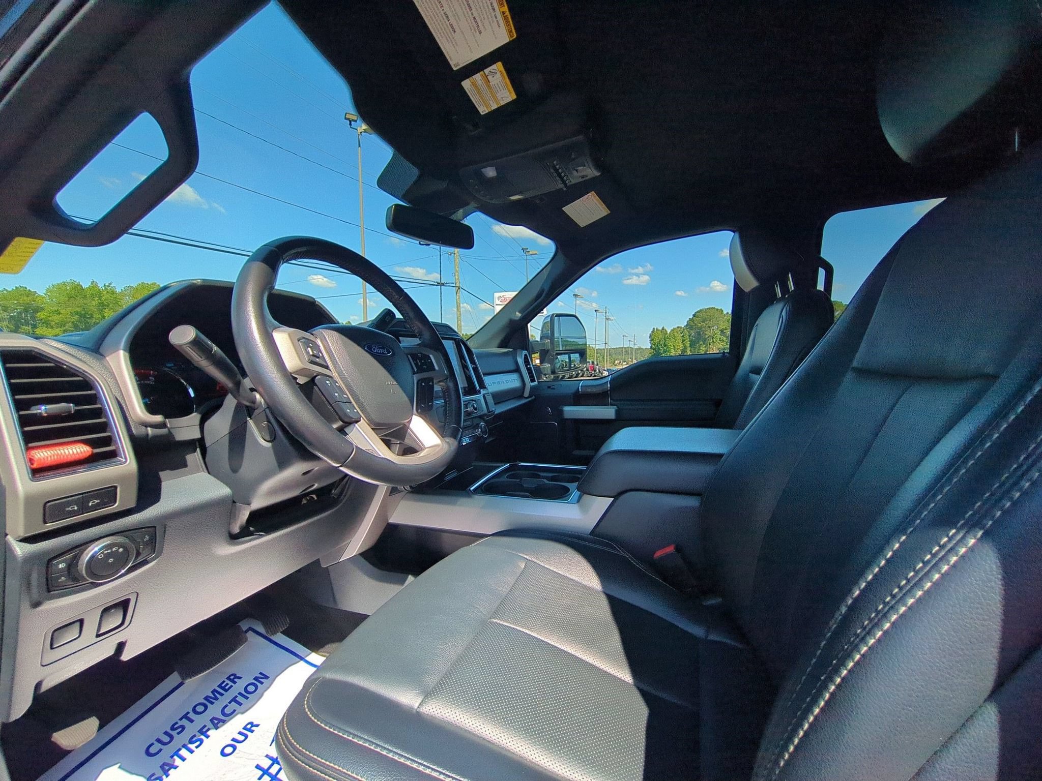 Certified 2022 Ford F350 Lariat w/ Lariat Ultimate Package AWD/4WD image 13