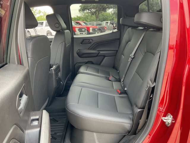 Used 2026 Chevrolet Colorado Trail Boss AWD/4WD image 9