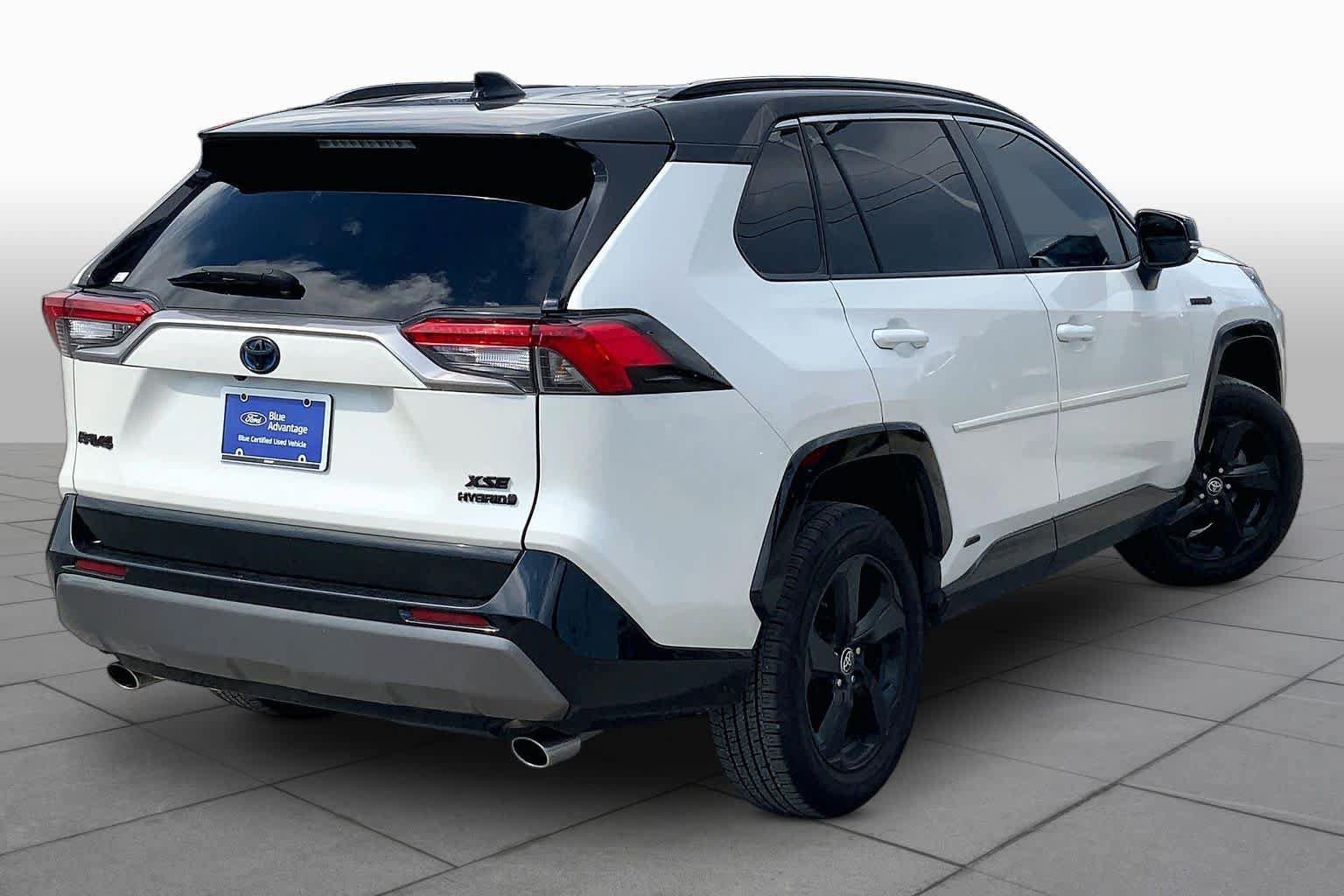 Used 2021 Toyota RAV4 XSE AWD/4WD image 13