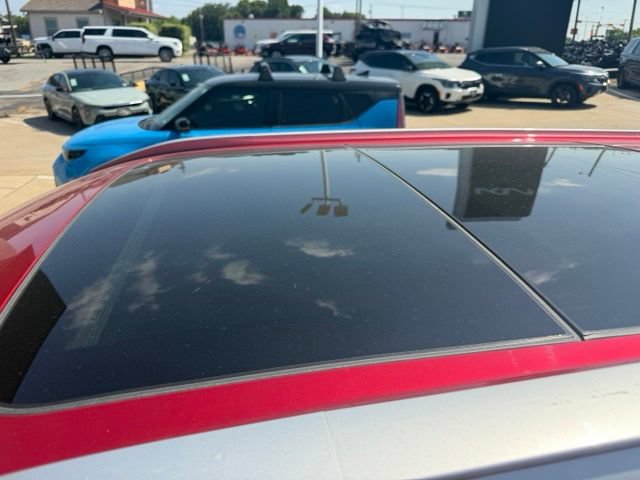 Used 2024 Mitsubishi Outlander SEL AWD/4WD image 3
