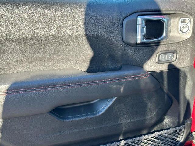 Used 2021 Jeep Wrangler Unlimited Rubicon AWD/4WD image 16