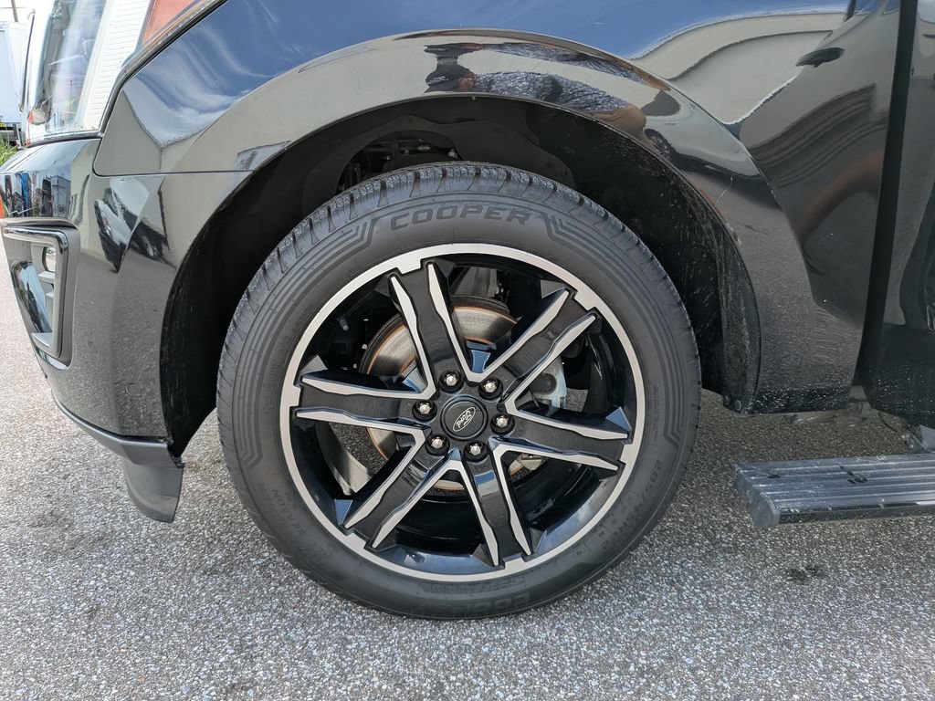 Certified 2019 Ford Expedition Limited w/ Equipment Group 303A RWD image 41