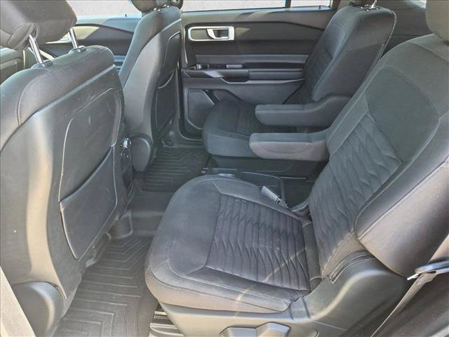 Certified 2020 Ford Explorer XLT w/ Comfort Package AWD/4WD image 18