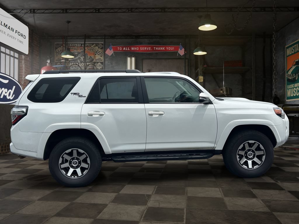 Used 2021 Toyota 4Runner TRD Off-Road Premium w/ Moonroof Package AWD/4WD image 7