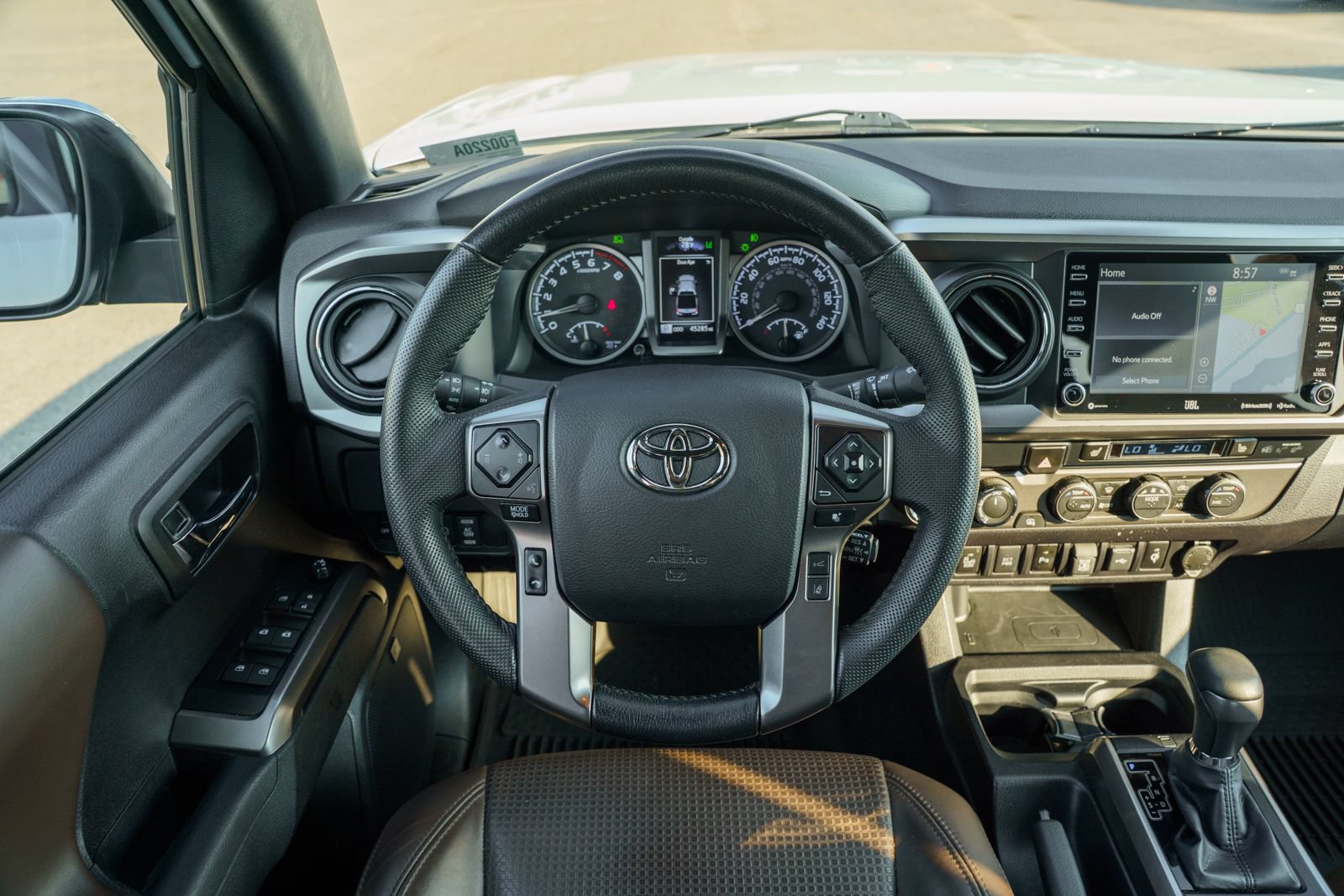 Used 2023 Toyota Tacoma Limited AWD/4WD image 24