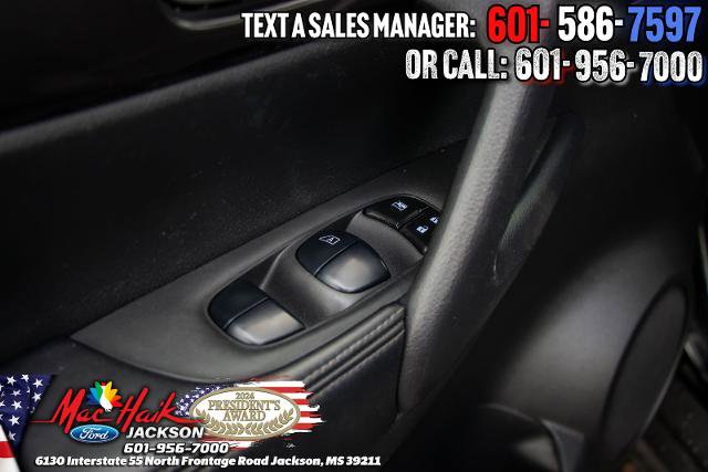Used 2020 Nissan Rogue SV FWD image 10