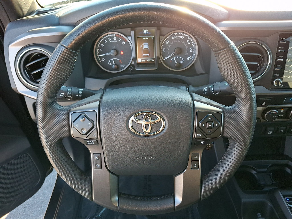Used 2023 Toyota Tacoma TRD Off-Road AWD/4WD image 17