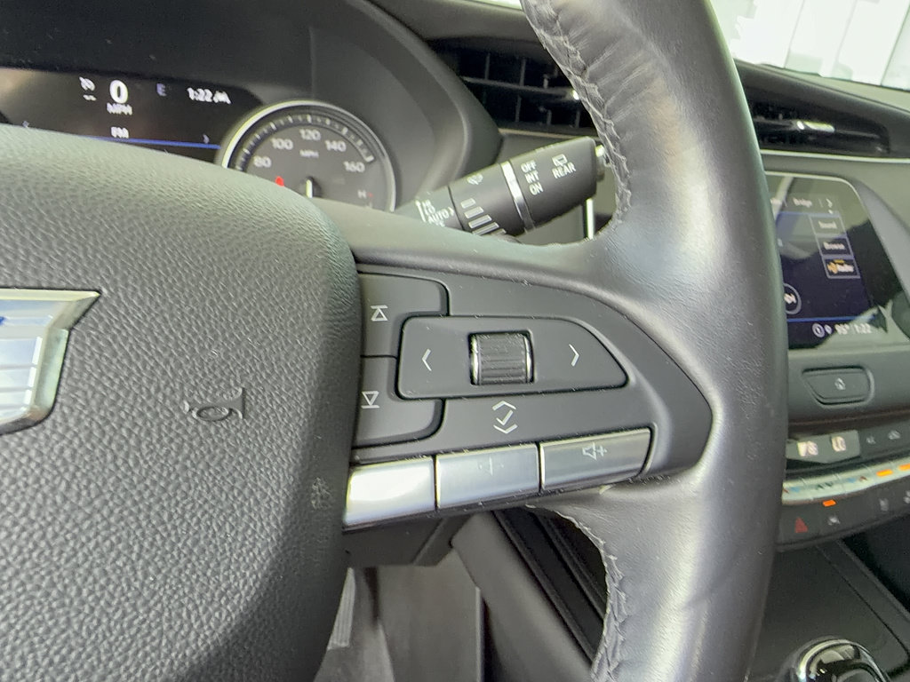 Used 2023 Cadillac XT4 Premium Luxury w/ Technology Package FWD image 22