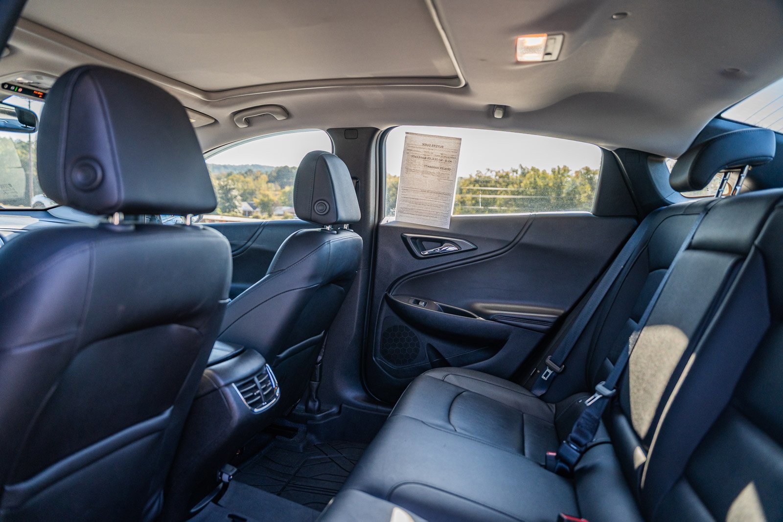 Used 2019 Chevrolet Malibu LT w/ Leather Package image 17