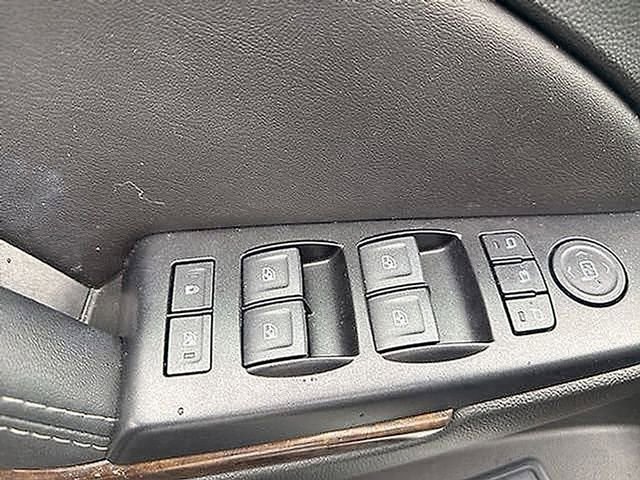 Used 2019 Chevrolet Tahoe LT w/ Luxury Package image 30